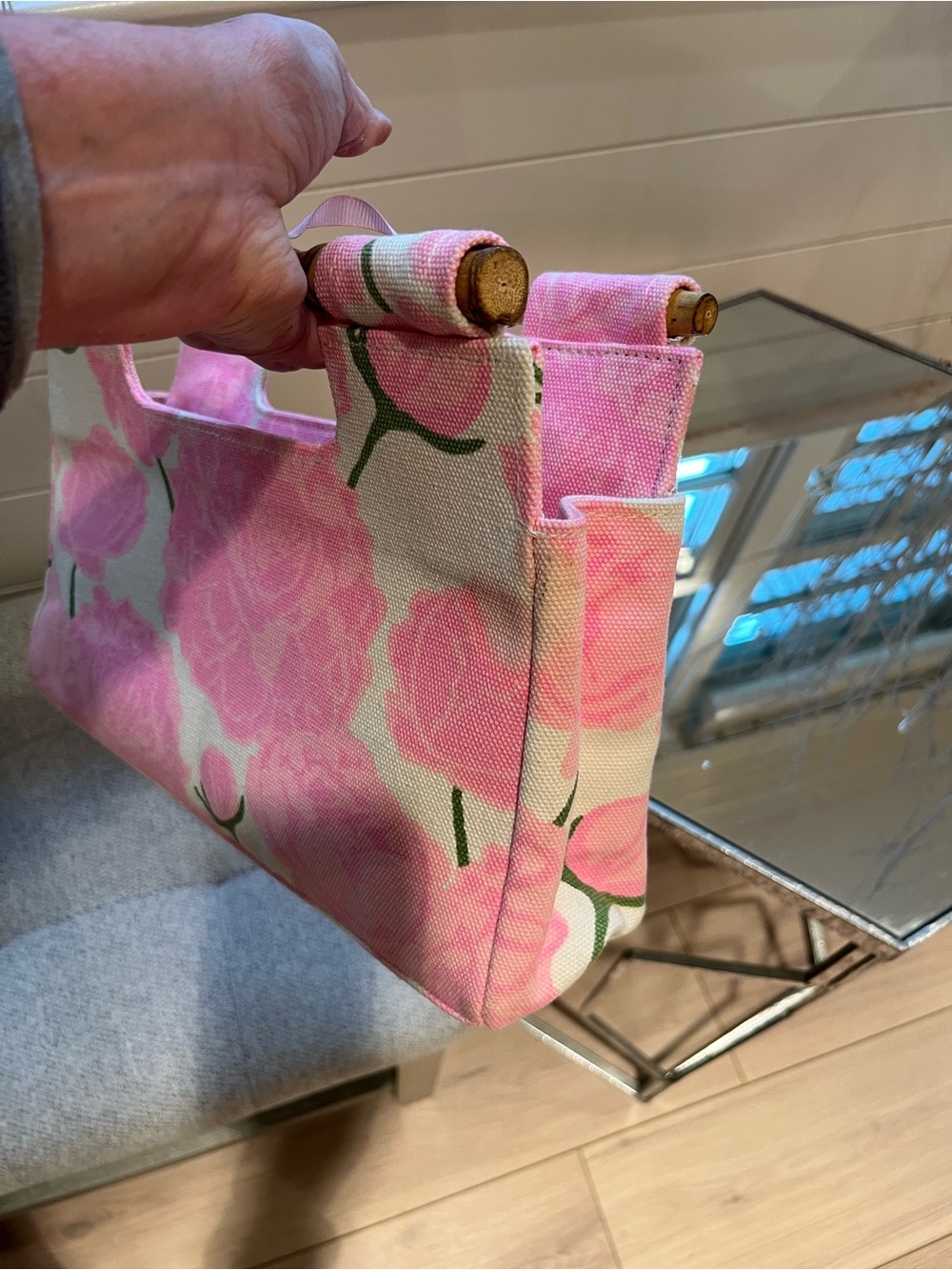 NWT Lilibridge Pink Peonies Resort Floral Canvas Clutch Tote bag bamboo handles - Picture 8 of 16